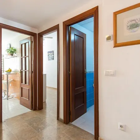 Center 2bed 2b Aircon Wif And Parking Free Malaga
