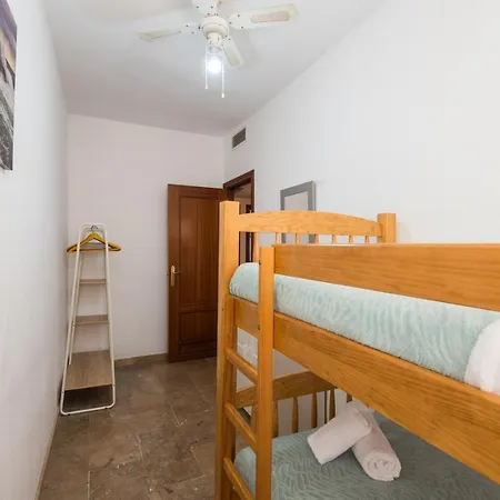 Center 2bed 2b Aircon Wif And Parking Free Apartment Malaga