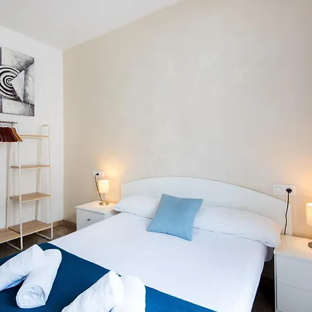 Center 2bed 2b Aircon Wif And Parking Free *