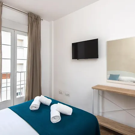 Appartement Center 2bed 2b Aircon Wif And Parking Free *